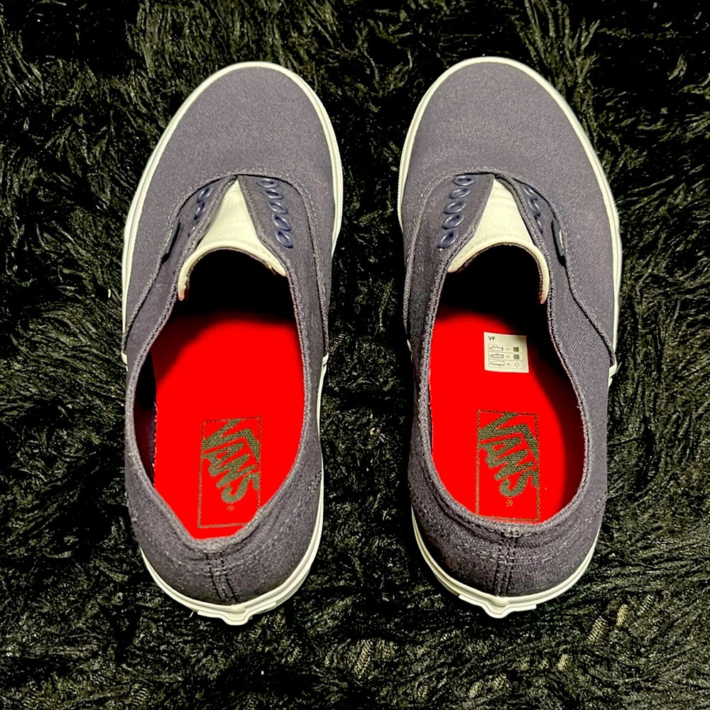 Vans Sneakers, size Men’s 8 Woman’s 9.5 color blue